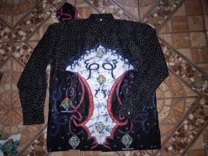 Produk Pakaian Batik Couple untuk Pria