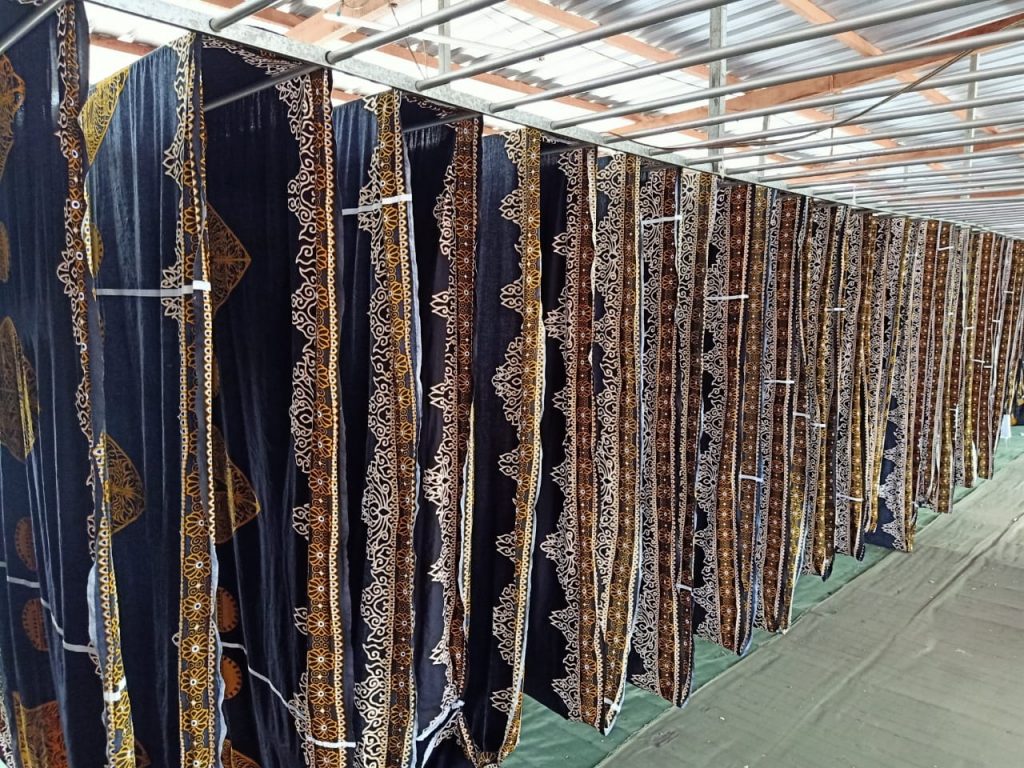 Proses Produksi Sarung Batik
